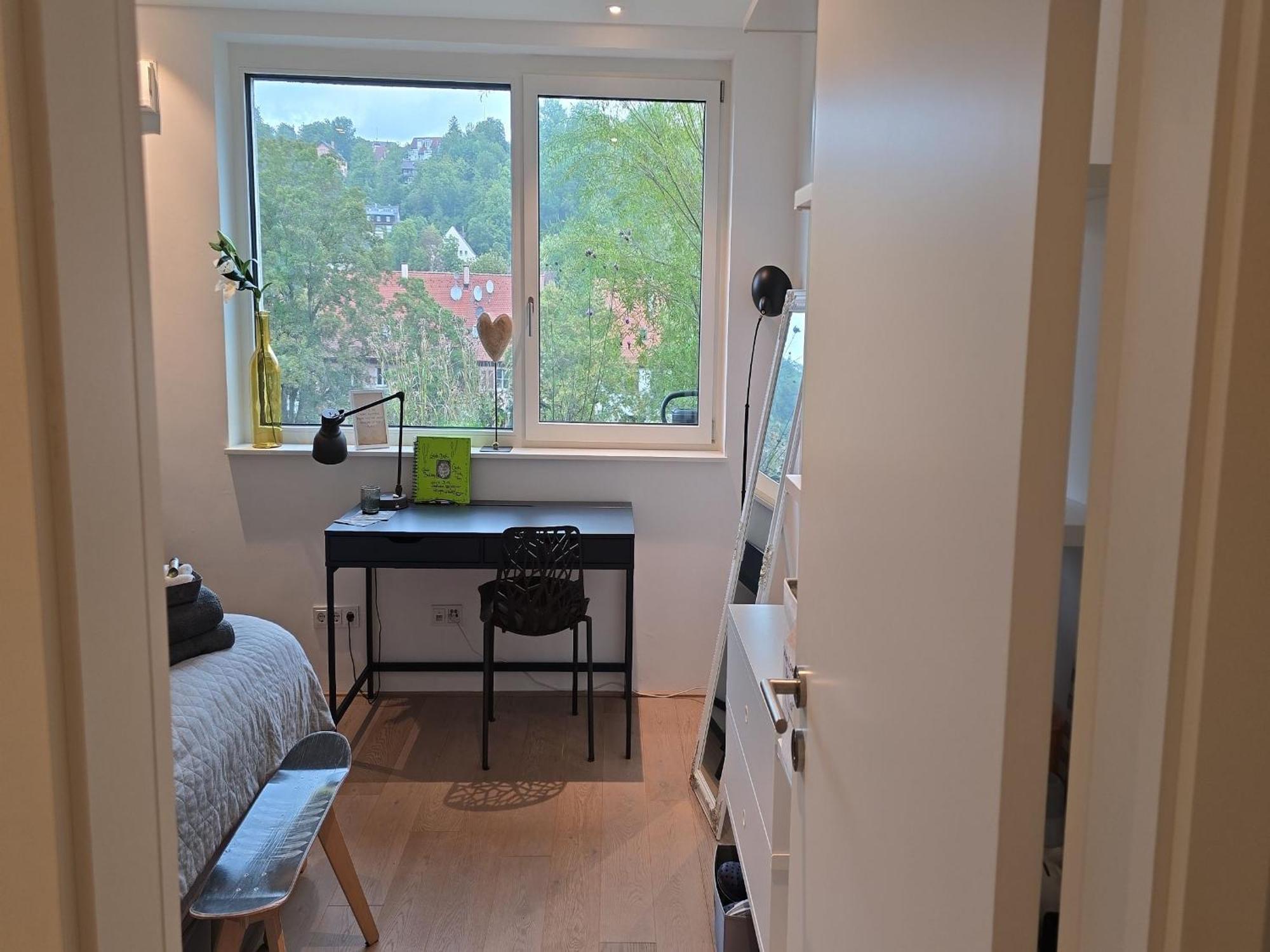 Stadtnahes Gaestezimmer Im Penthouse Bei Esi Tübingen Exterior foto